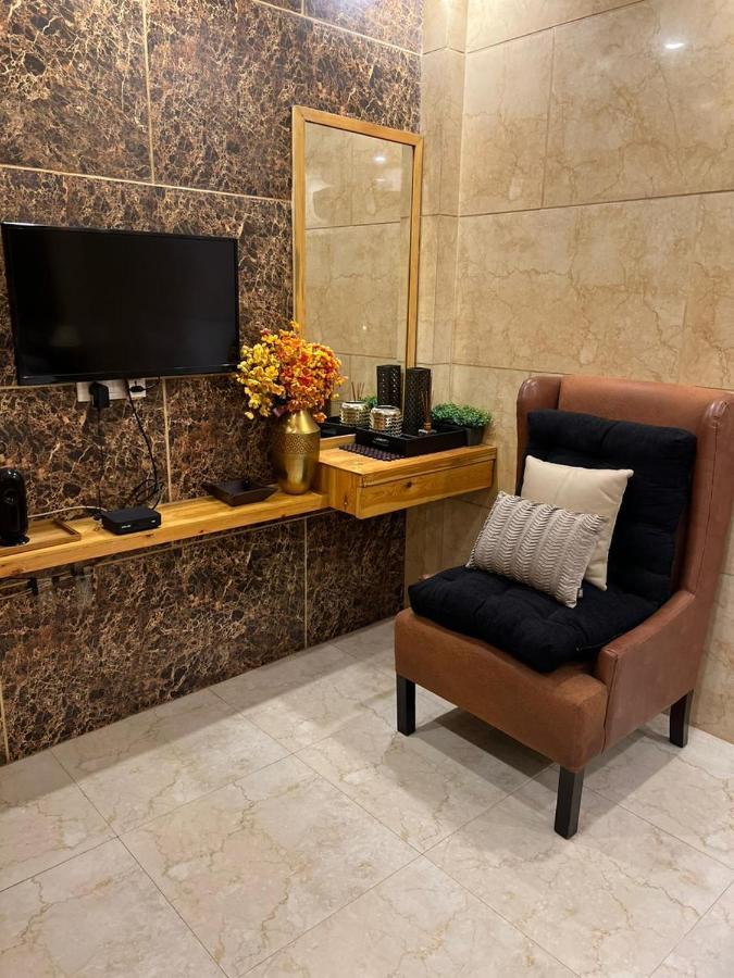 Divine Studios Rajouri Garden New Delhi Exteriör bild