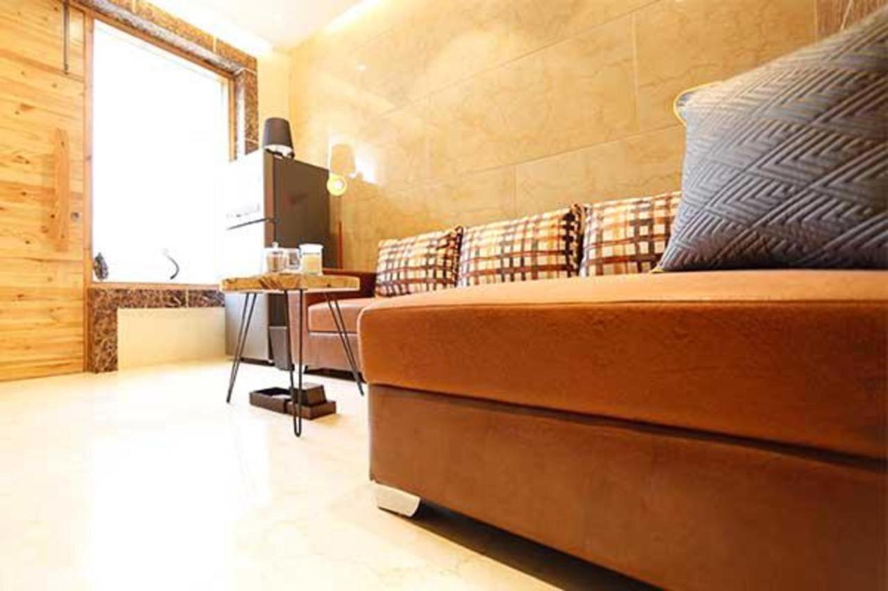 Divine Studios Rajouri Garden New Delhi Exteriör bild